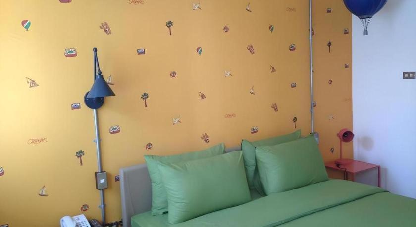 The House Tour Middletown Hotel Bandung Buitenkant foto