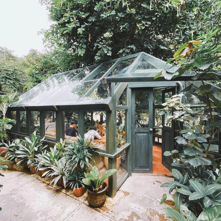 The House Tour Middletown Hotel Bandung Buitenkant foto